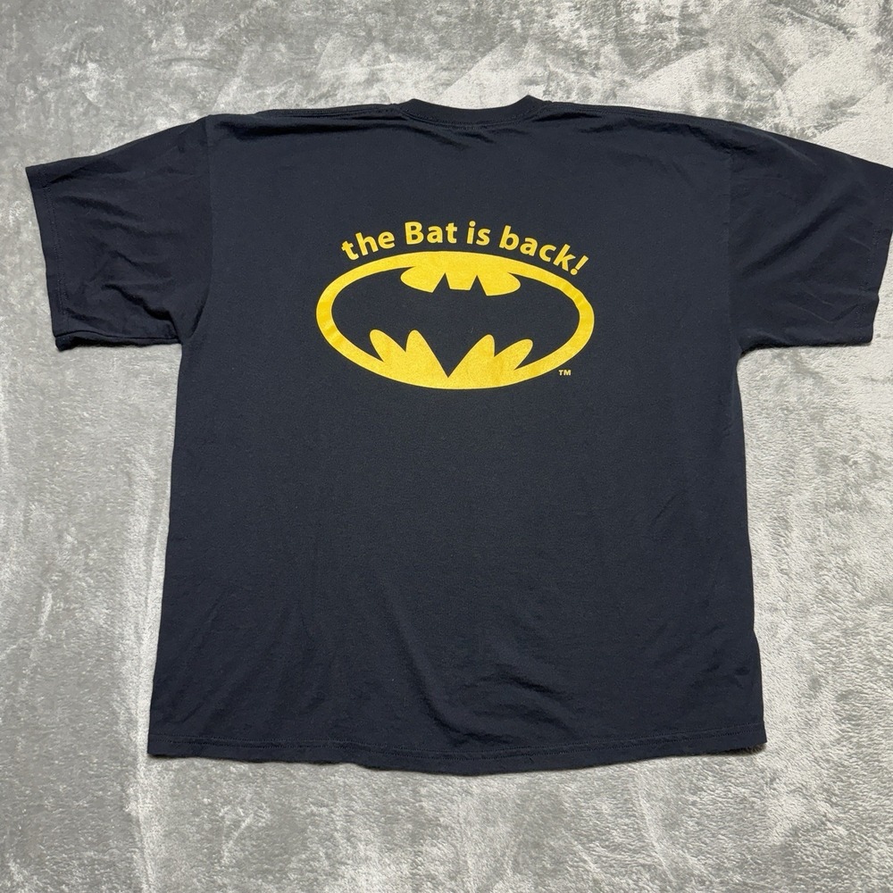 Batman The Bat Is Back T Shirt Mens 2XL Black Gildan Blue Bunny Ice Cream 2009